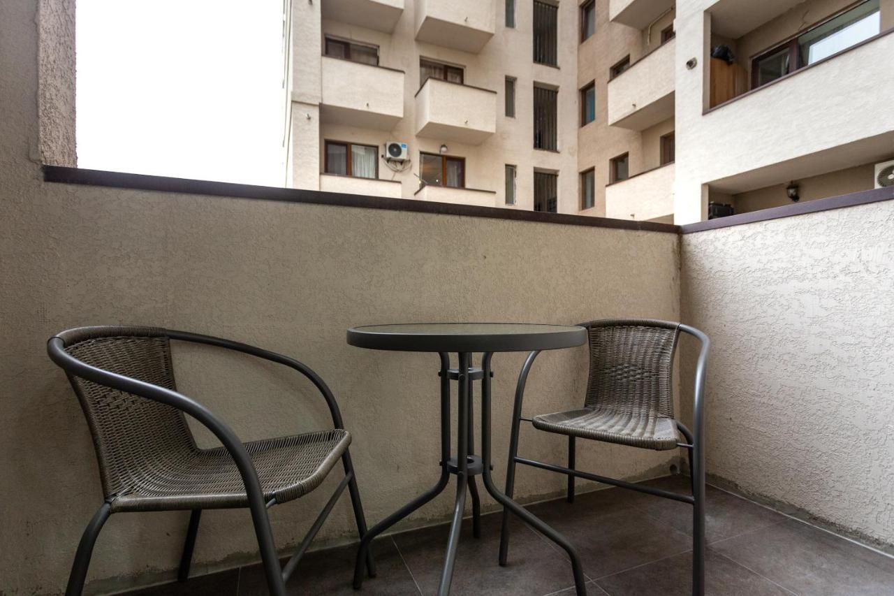 New Saburtalo Apartment 第比利斯 外观 照片